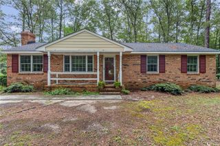 15609 Rowlett Rd, Chesterfield, VA 23838