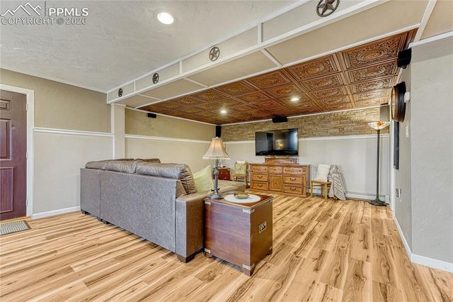 5335 Sapphire Drive, Colorado Springs, CO 80918