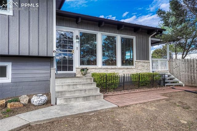 5335 Sapphire Drive, Colorado Springs, CO 80918