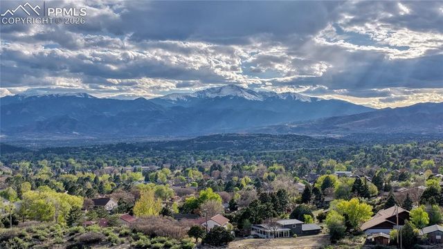 5335 Sapphire Drive, Colorado Springs, CO 80918