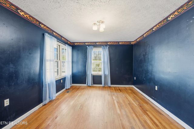 3461 Lake City Hwy, Rocky Top, TN 37769