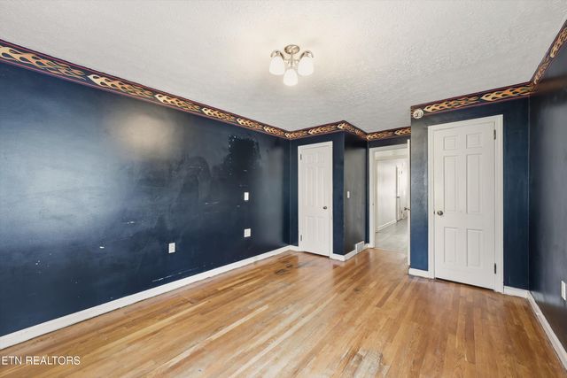 3461 Lake City Hwy, Rocky Top, TN 37769