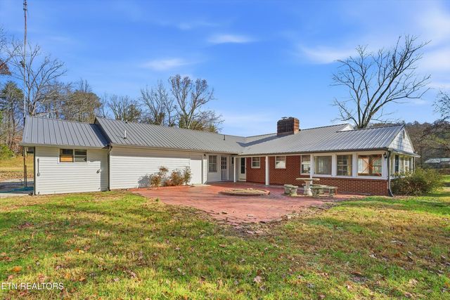 3461 Lake City Hwy, Rocky Top, TN 37769