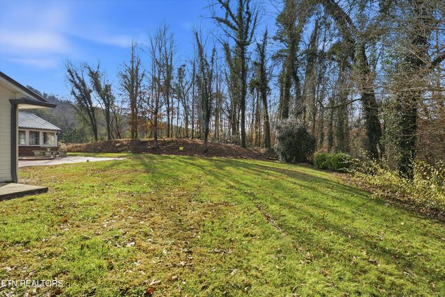 3461 Lake City Hwy, Rocky Top, TN 37769