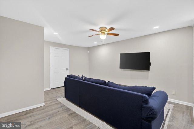 402 W 6TH ST, Wilmington, DE 19801