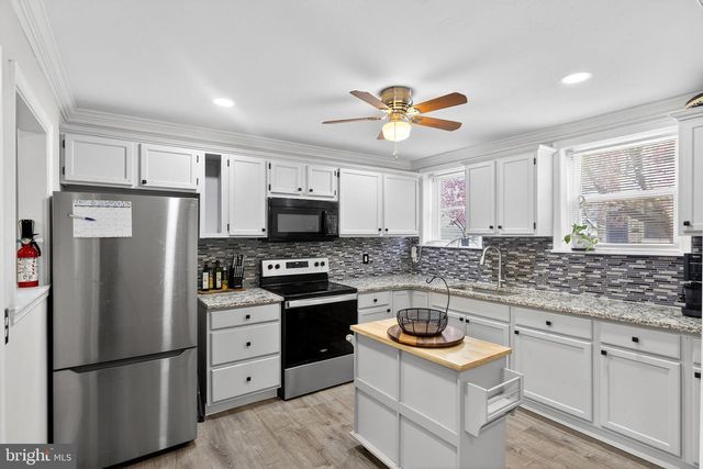 402 W 6TH ST, Wilmington, DE 19801