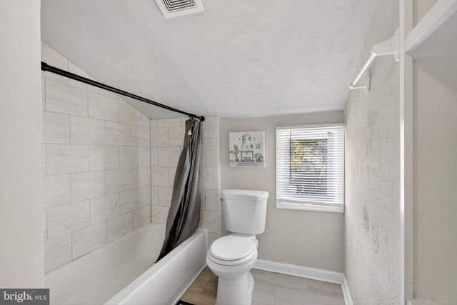 402 W 6TH ST, Wilmington, DE 19801