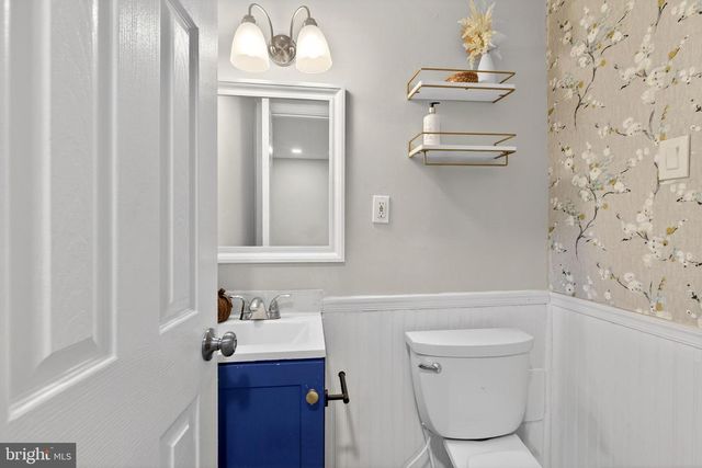 402 W 6TH ST, Wilmington, DE 19801