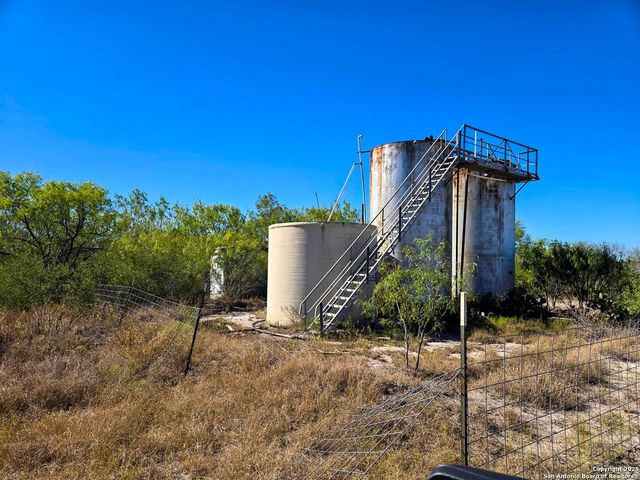 00 CR 123, Pawnee, TX 78145