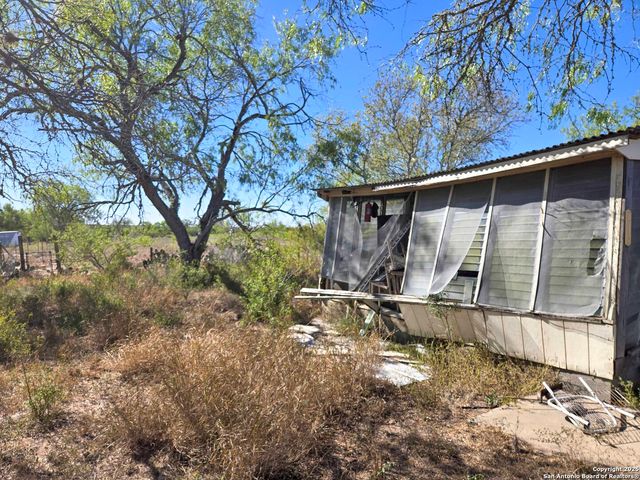 00 CR 123, Pawnee, TX 78145