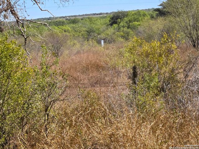 00 CR 123, Pawnee, TX 78145