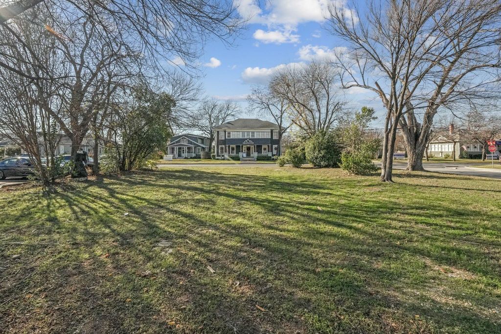 1103 S Rock ST, Georgetown, TX 78626