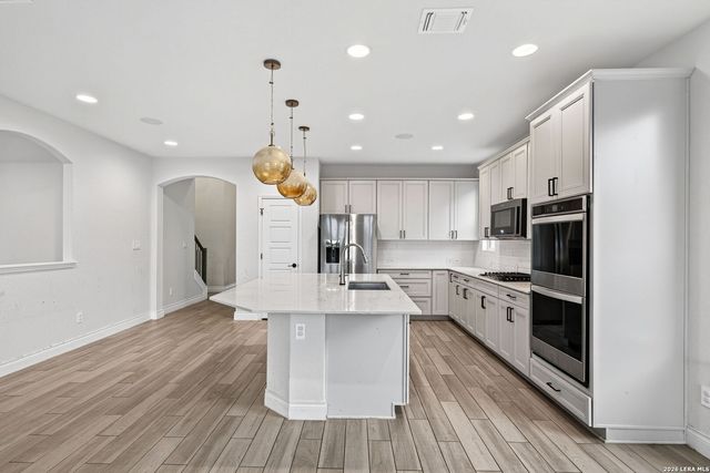 2230 Steerhead Trail, New Braunfels, TX 78132