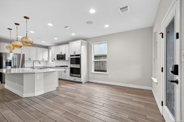 2230 Steerhead Trail, New Braunfels, TX 78132