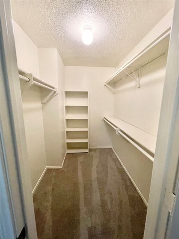 1711 Oxford Drive, Mansfield, TX 76063