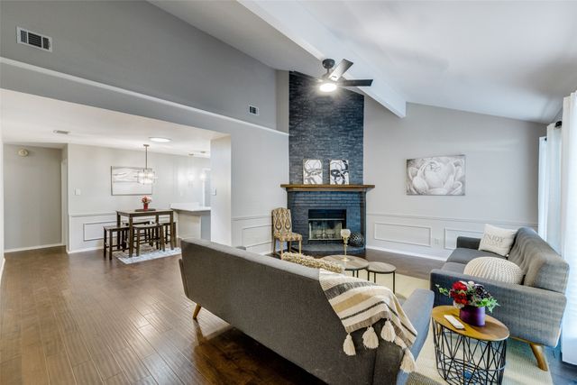 1711 Oxford Drive, Mansfield, TX 76063