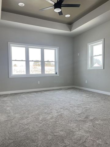 495 Foxfield Court, Oregon, WI 53575