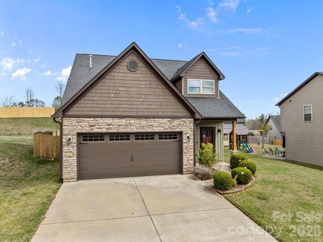 28 Mallard Run Drive, Arden, NC 28704