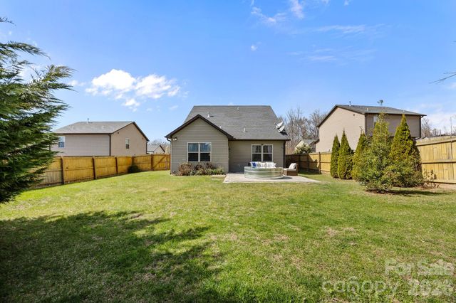 28 Mallard Run Drive, Arden, NC 28704