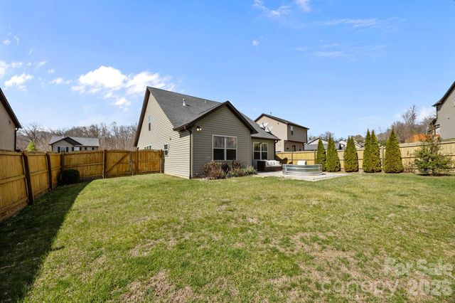 28 Mallard Run Drive, Arden, NC 28704