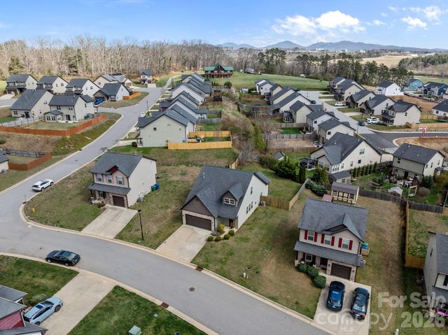 28 Mallard Run Drive, Arden, NC 28704