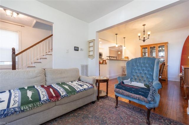 1519 Mathews TER, Portsmouth, VA 23704