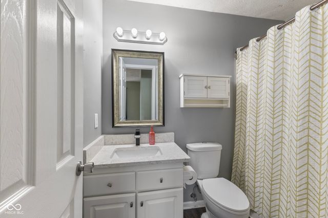 6091 E Newberry Court, Camby, IN 46113