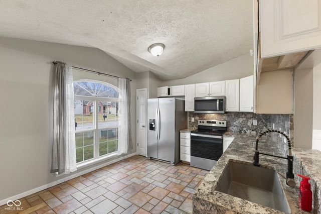 6091 E Newberry Court, Camby, IN 46113