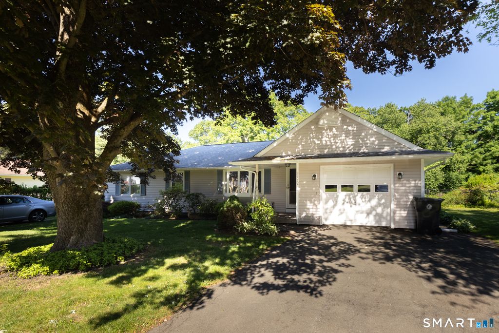 1757 Musso View Avenue, Cheshire, CT 06410
