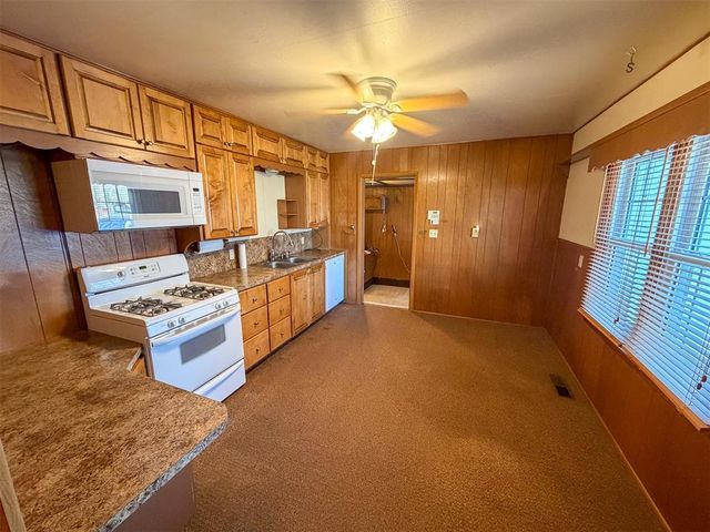 349 E Olive Avenue, Enid, OK 73701