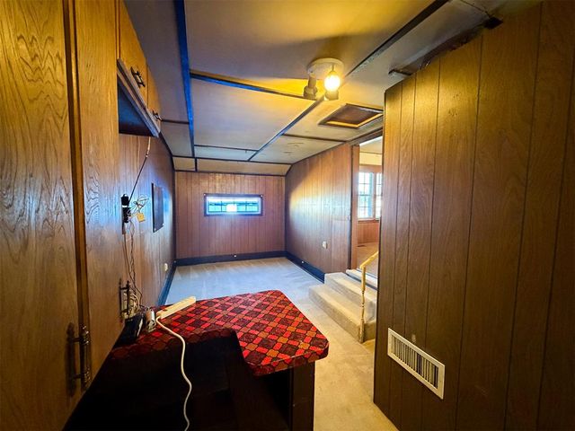 349 E Olive Avenue, Enid, OK 73701