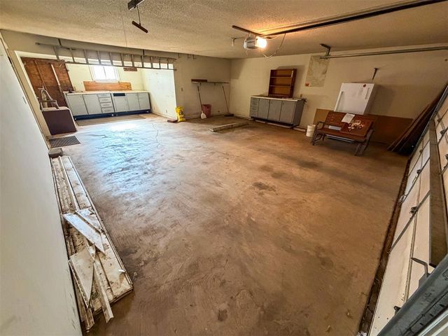 349 E Olive Avenue, Enid, OK 73701