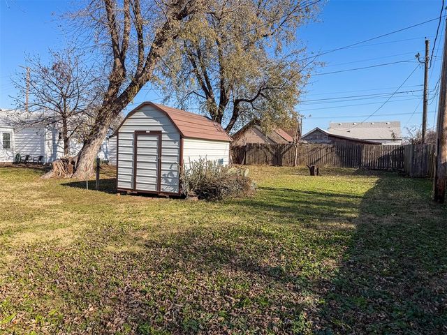 349 E Olive Avenue, Enid, OK 73701