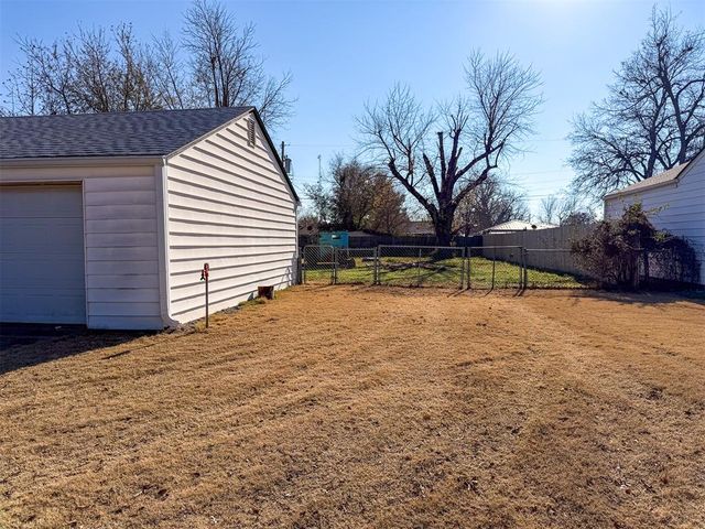 349 E Olive Avenue, Enid, OK 73701
