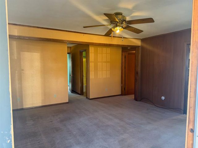 349 E Olive Avenue, Enid, OK 73701