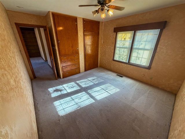 349 E Olive Avenue, Enid, OK 73701