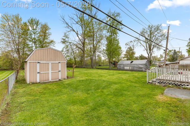 24628 Woodland Drive, Brownstown Charter Township, MI 48134
