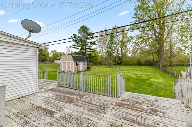 24628 Woodland Drive, Brownstown Charter Township, MI 48134