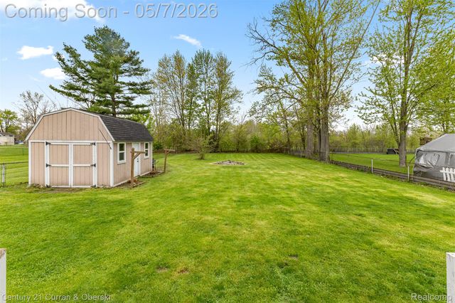 24628 Woodland Drive, Brownstown Charter Township, MI 48134