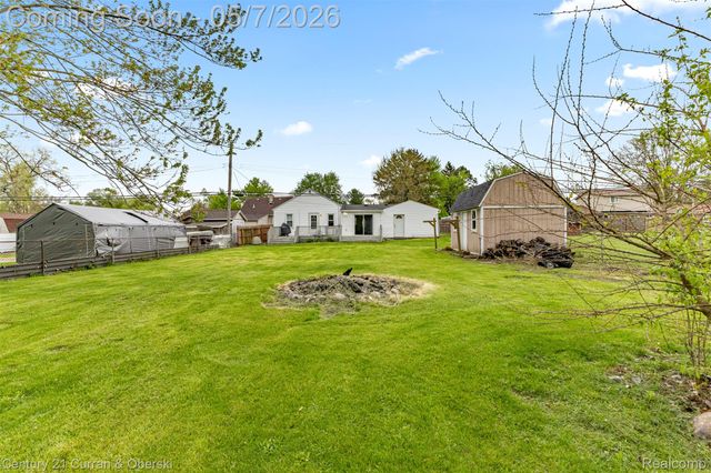 24628 Woodland Drive, Brownstown Charter Township, MI 48134