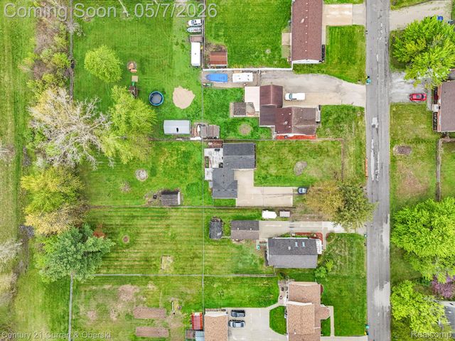 24628 Woodland Drive, Brownstown Charter Township, MI 48134