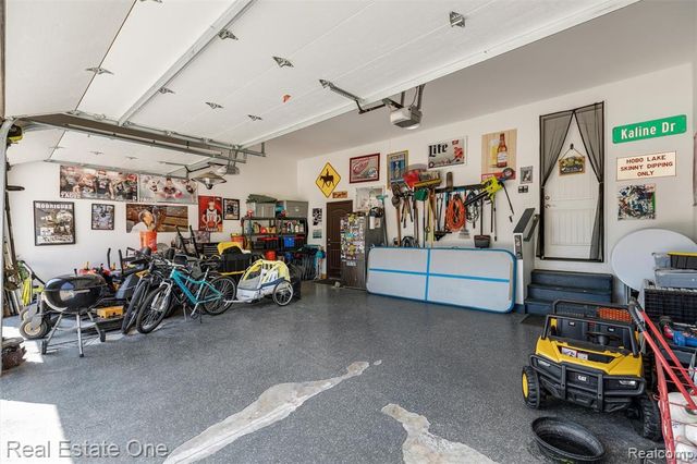 2983 28 Mile Road, Washington, MI 48094