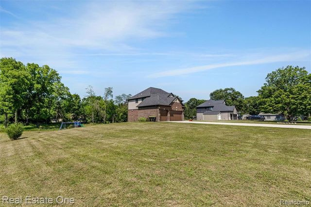 2983 28 Mile Road, Washington, MI 48094