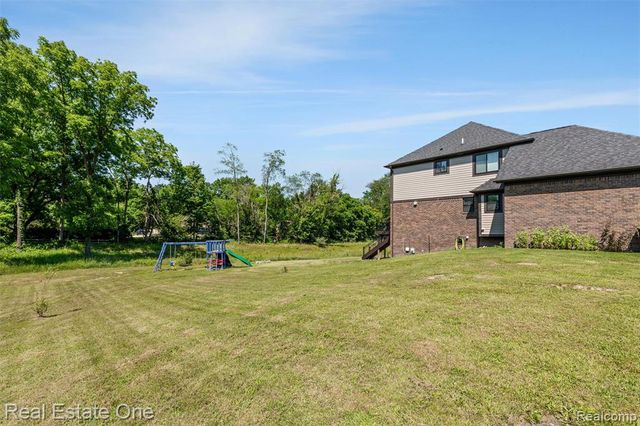 2983 28 Mile Road, Washington, MI 48094