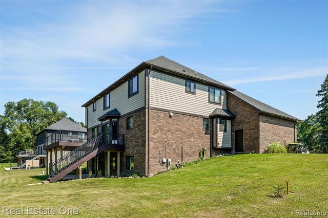 2983 28 Mile Road, Washington, MI 48094