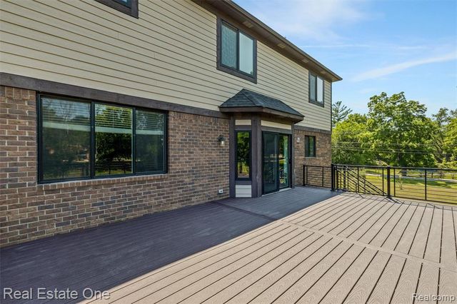 2983 28 Mile Road, Washington, MI 48094