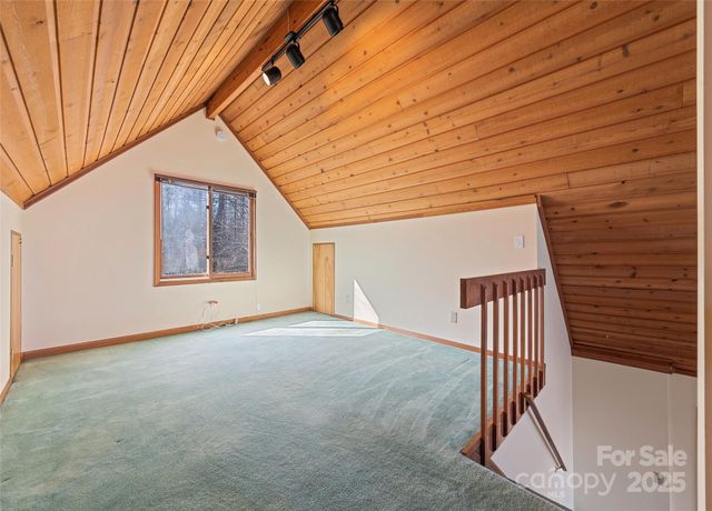 1350 Davis Mountain Road, Hendersonville, NC 28739