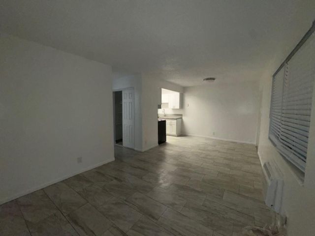 2220 Hayes Street 7, Hollywood, FL 33020