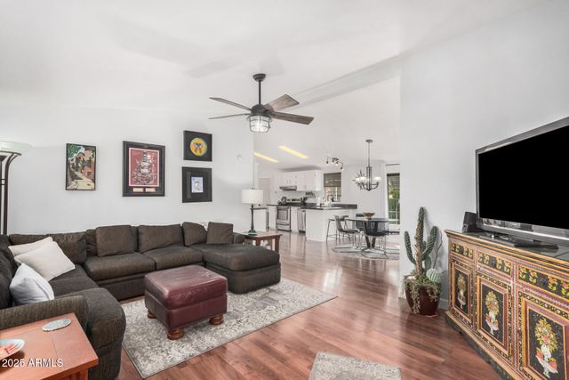 2233 E BEHREND Drive 60, Phoenix, AZ 85024