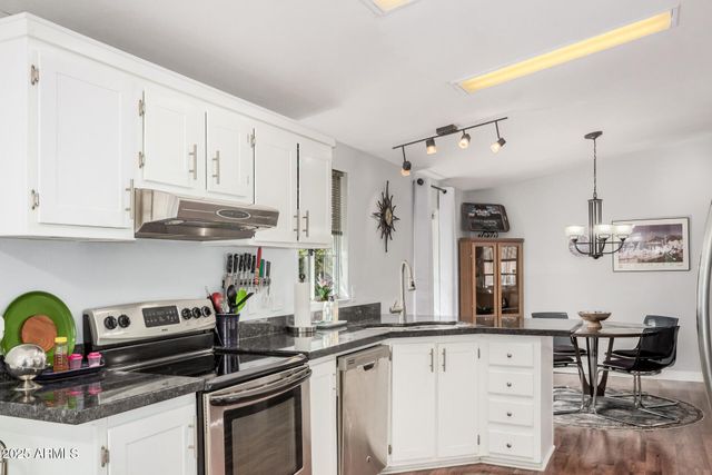 2233 E BEHREND Drive 60, Phoenix, AZ 85024